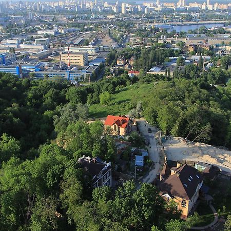 Отель Whippet House Киев Экстерьер фото