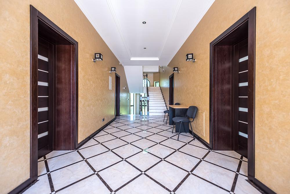 Отель Whippet House Киев Экстерьер фото