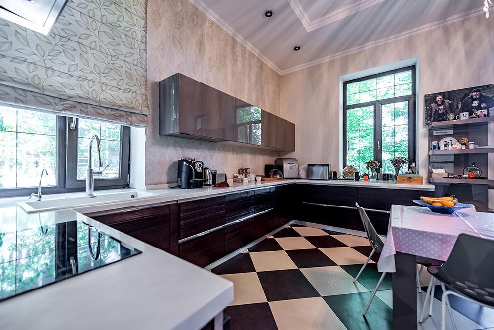Отель Whippet House Киев Экстерьер фото